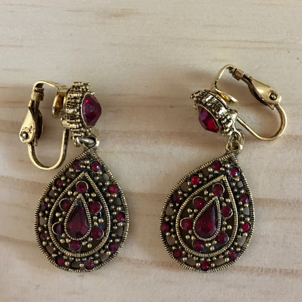 Vintage ART earrings